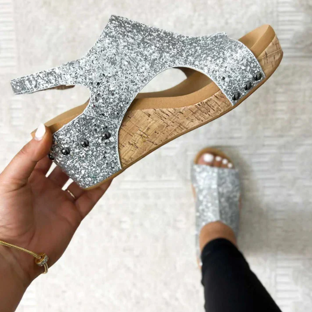 Emmanuelle™ - Denne sommer skal du stjæle showet!