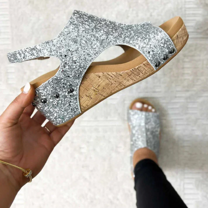 Emmanuelle™ - Denne sommer skal du stjæle showet!